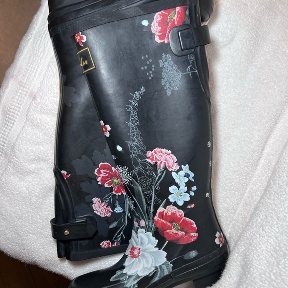 COPY - Joules Black Winter Rain Boots with Glossy Finish - Picture 10 of 11